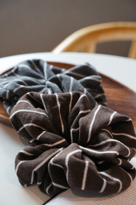 Cozy Knit Stripe 針織條紋大腸圈