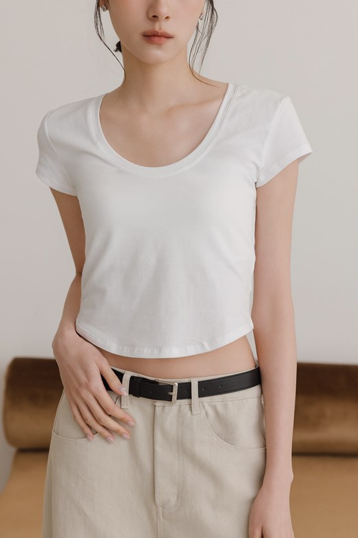 修身弧擺U領短TEE