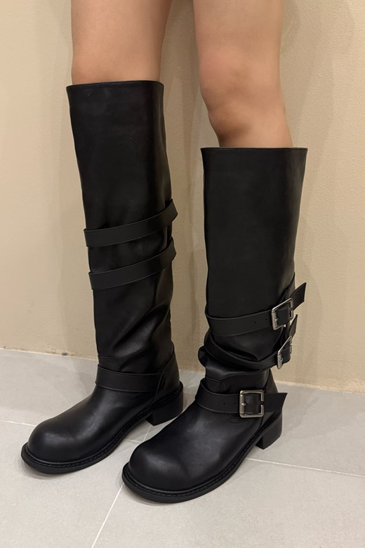 19 多釦環堆堆過膝靴(版型正常)