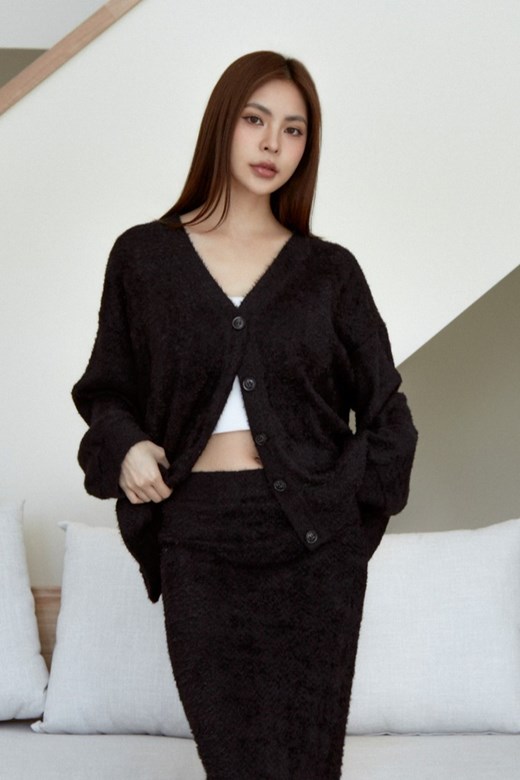 輕盈毛毛針織開襟外套