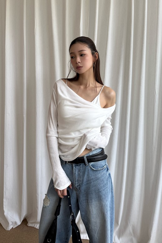 04 春日序曲斜肩垂領透膚上衣