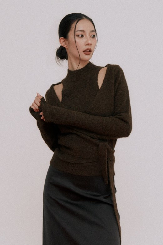 羊駝削肩綁帶針織毛衣