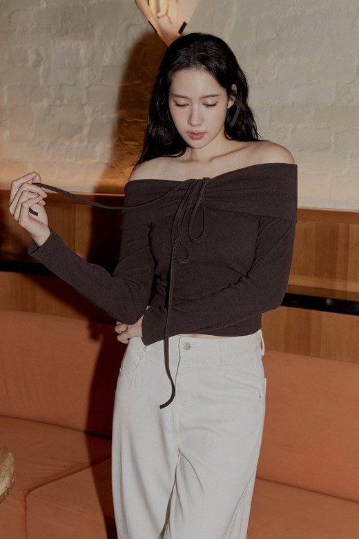 2WAY綁帶一字領上衣