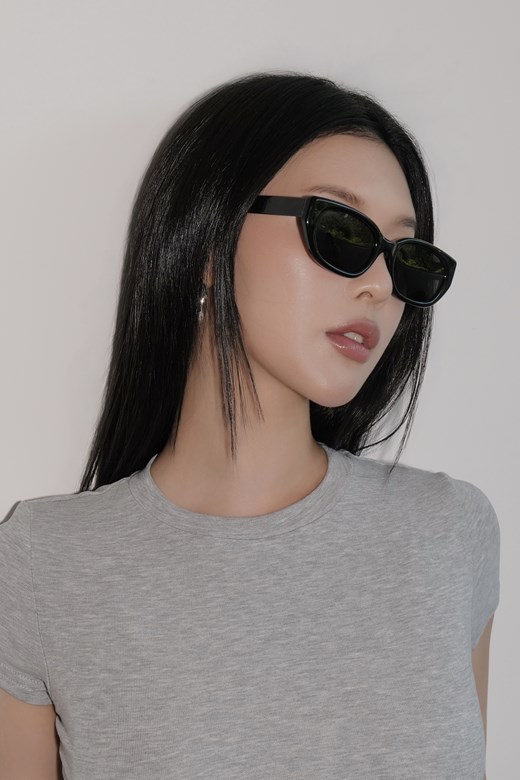 極簡質感個性墨鏡