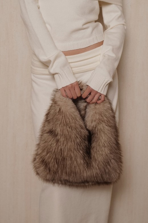 高貴感混色絨毛手提包