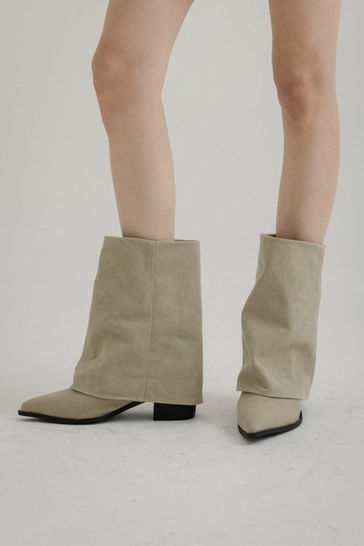 16 拼接楔型尖頭短靴