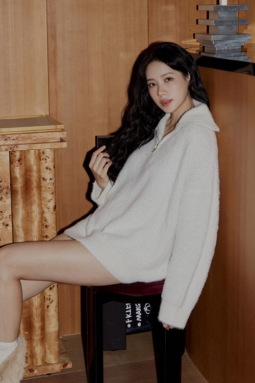 拉鍊翻領造型寬鬆毛衣