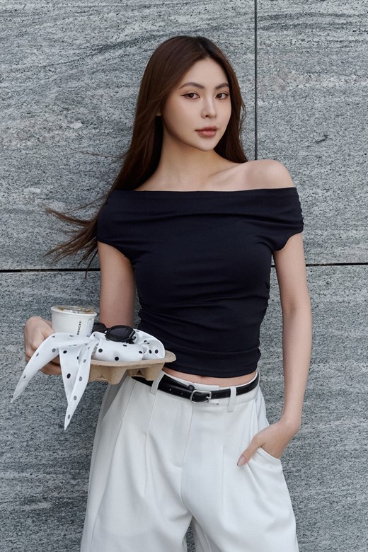 氣質抓皺垂領上衣