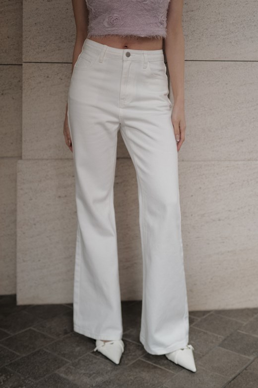 微喇叭修身牛仔長褲