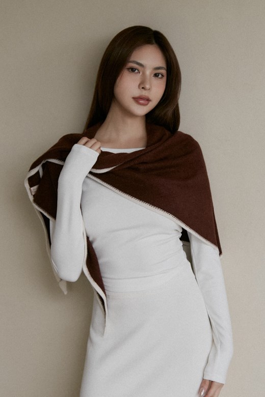 撞色百搭極簡風三角巾