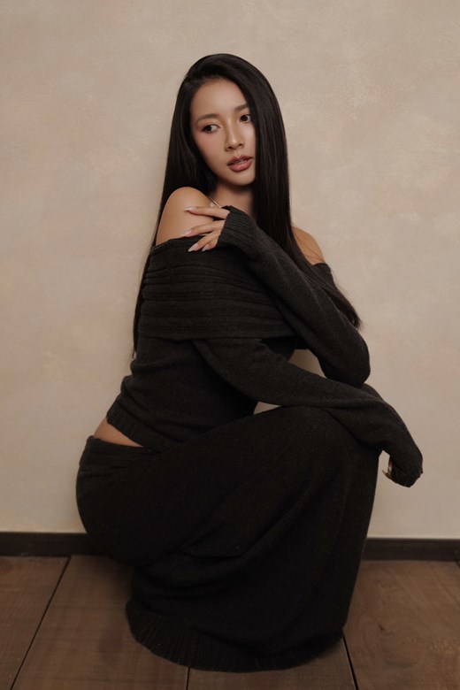 堆堆感一字領針織上衣