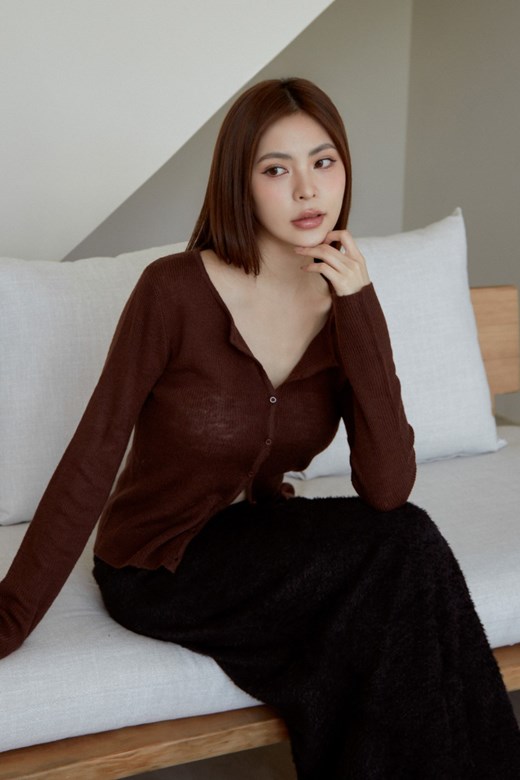 透肌圓領針織小外套