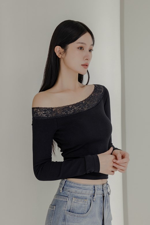 蕾絲一字領BRA TOP長袖上衣