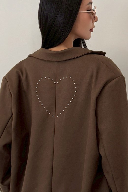 愛心鉚釘微墊肩西裝外套