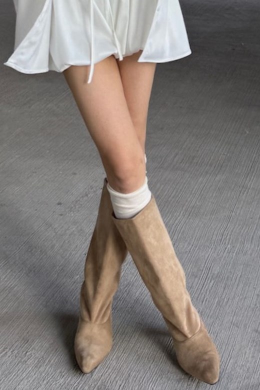 14 極簡設計低跟長靴(版型正常)