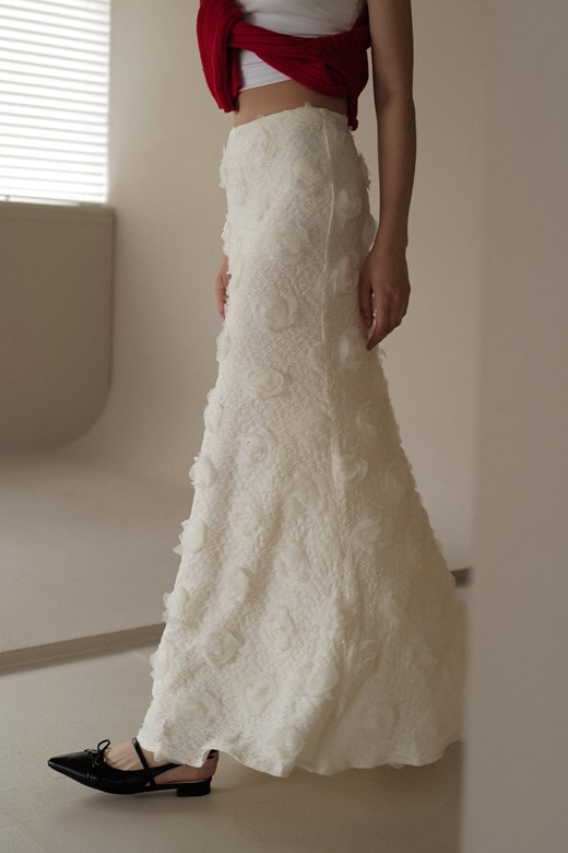 玫瑰花朵壓紋魚尾長裙