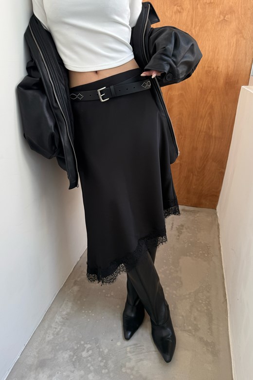 絲緞蕾絲邊下擺裙