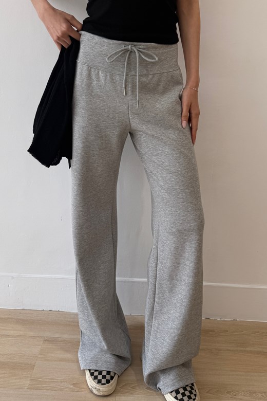 13 抽繩微喇叭休閒棉褲