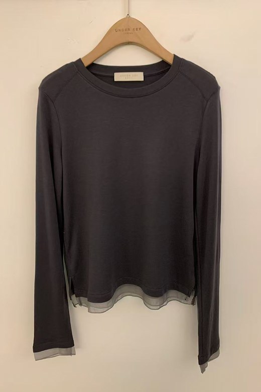 18 親膚圓領微透長袖上衣