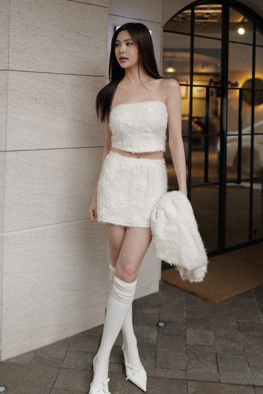 浪漫氣息玫瑰短裙