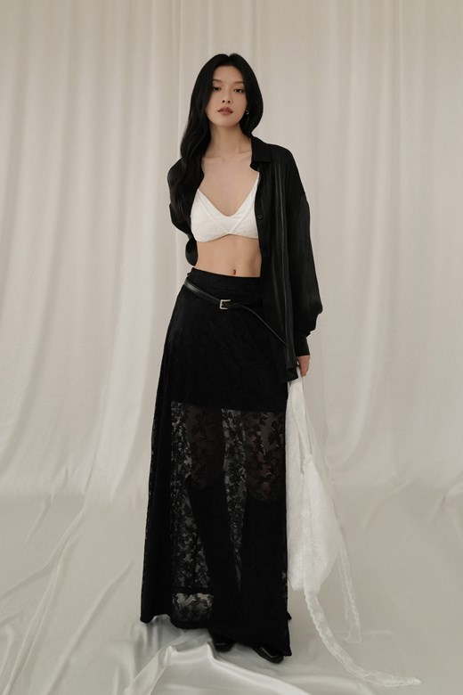 輕柔蕾絲印花長裙