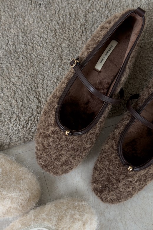 小女孩圓頭珍珠羊羔毛平底娃娃鞋