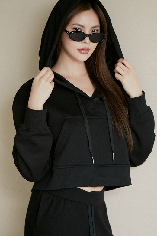 短版連帽開釦衛衣