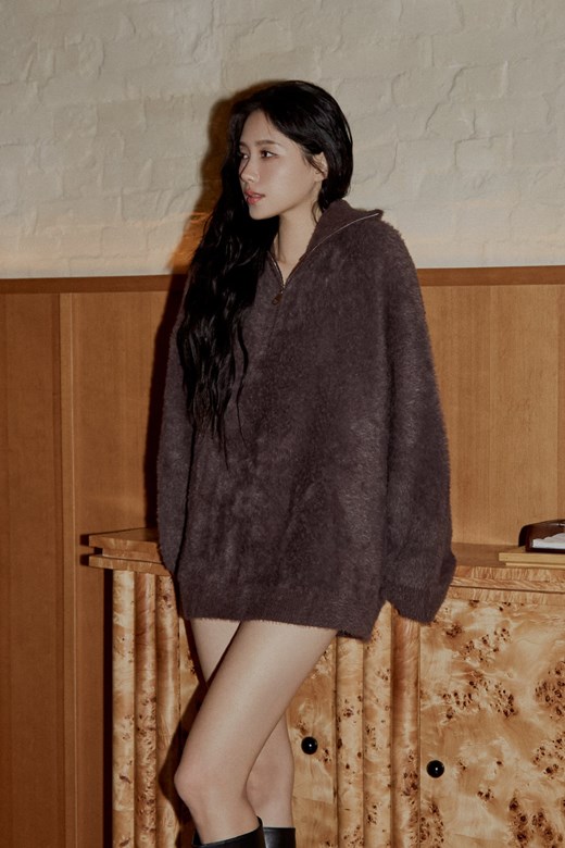 拉鍊翻領造型寬鬆毛衣