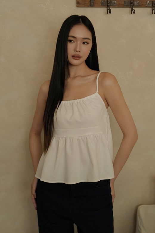 立體剪裁抽繩綁帶上衣