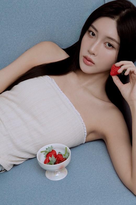 蕾絲邊緹花平口BRA TOP