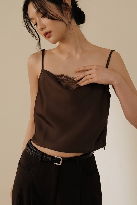 睫毛蕾絲垂領緞面背心