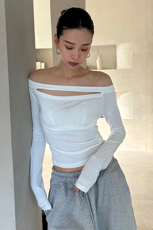 法式細帶一字領上衣