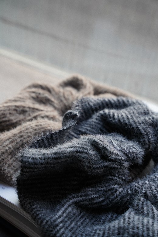 毛絨霧感條紋大腸圈