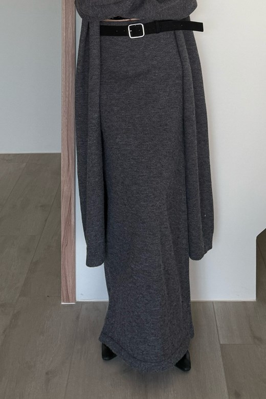 綿羊毛針織長裙