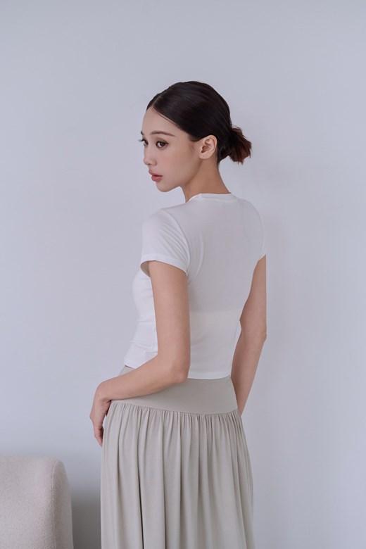 柔膚冰肌圓領短TEE