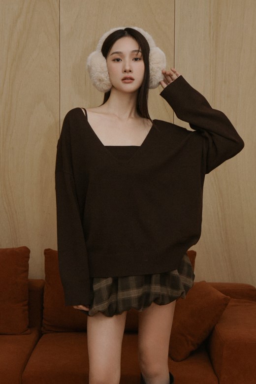 兩件式V領親膚針織毛衣