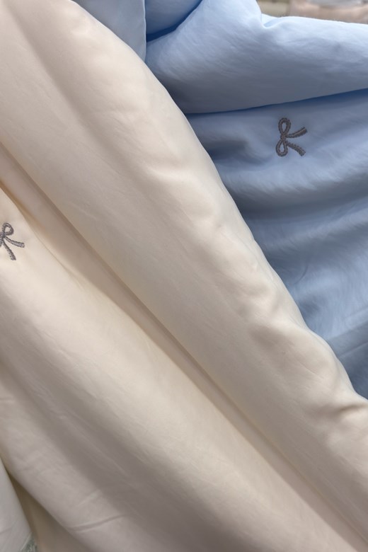 蝴蝶結刺繡涼被(S)