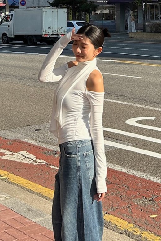 01 多way設計氣質上衣（許妍款）