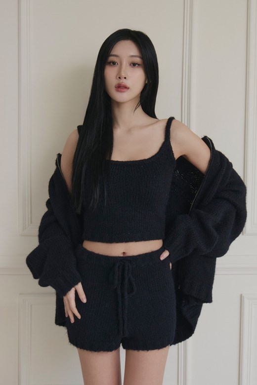 慵懶毛茸針織短褲