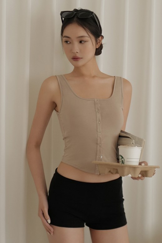 親膚壓釦弧擺BRA TOP背心