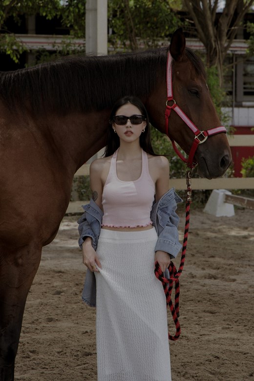 QQ捲邊繞頸BRA TOP