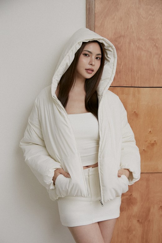 輕盈澎澎連帽羽絨棉外套