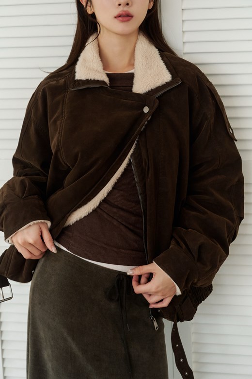 10 仿麂皮羊羔毛外套