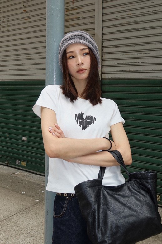 噴漆愛心印花TEE