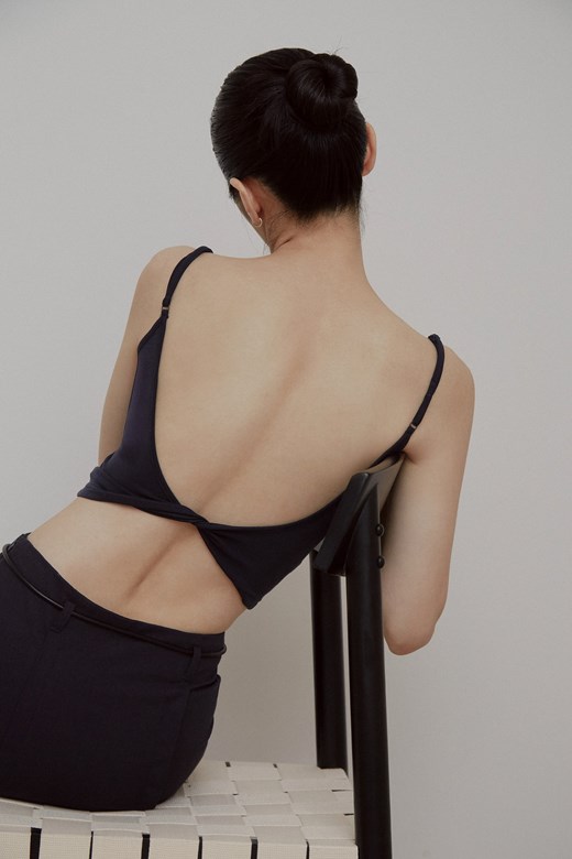 輕裸感扭結Bra Top