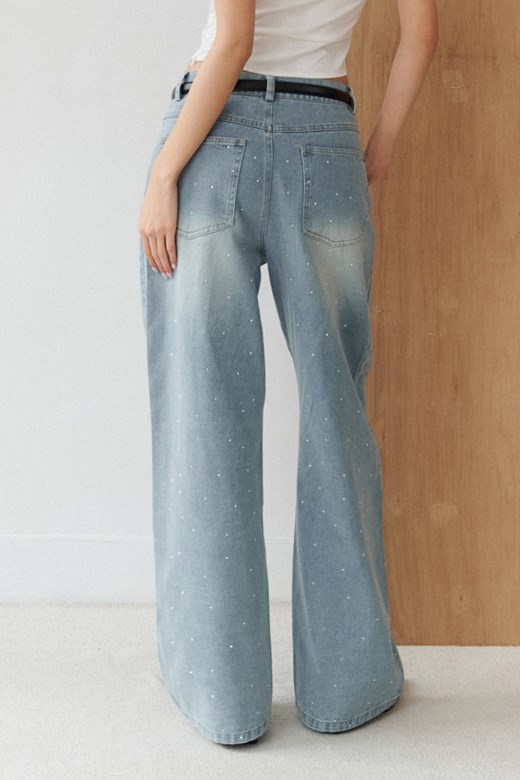 水鑽直筒牛仔長褲(鑽爆褲)