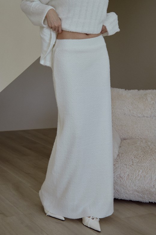 輕盈毛毛針織長裙