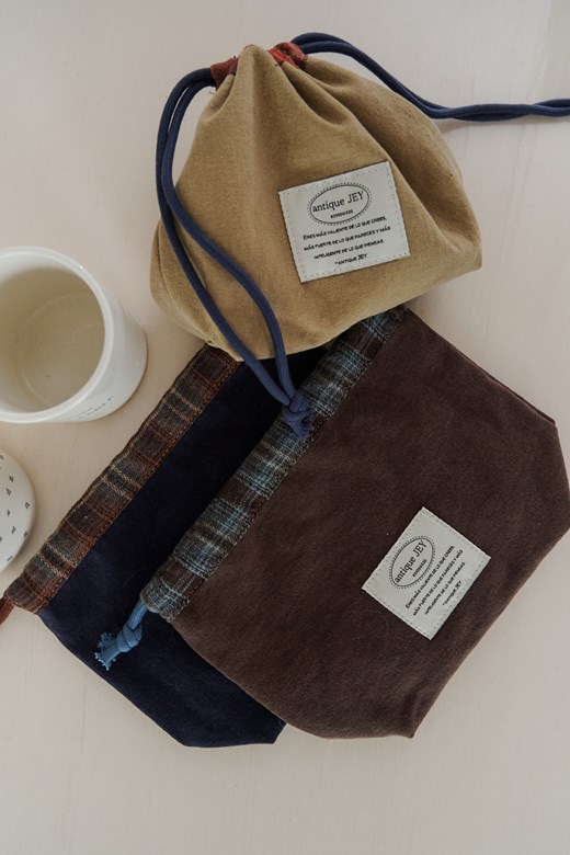 格紋拼接絨面束口袋