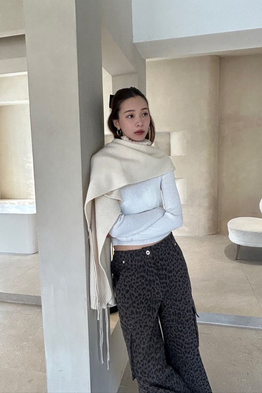 16 高領披肩兩穿羊毛針織短斗篷