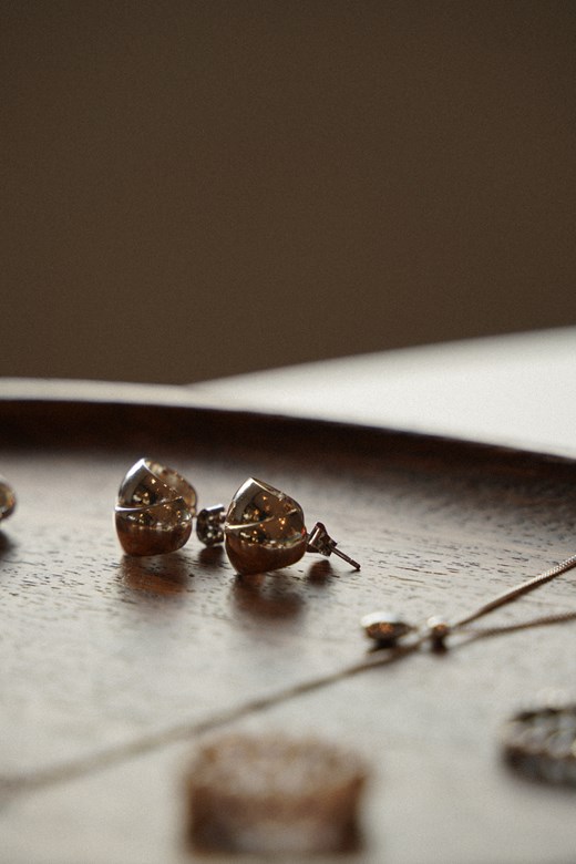 Sculpture Interlace 交錯雙弧金屬耳環